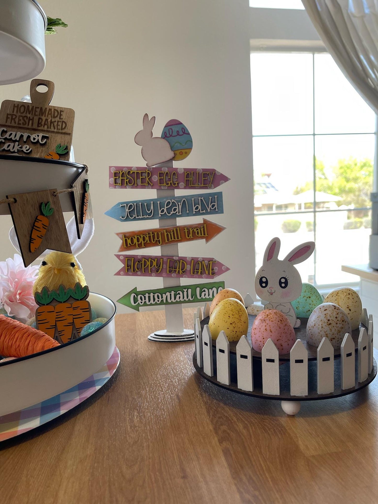 Easter Crossings Wooden Street Sign: Easter/Bunny Decor