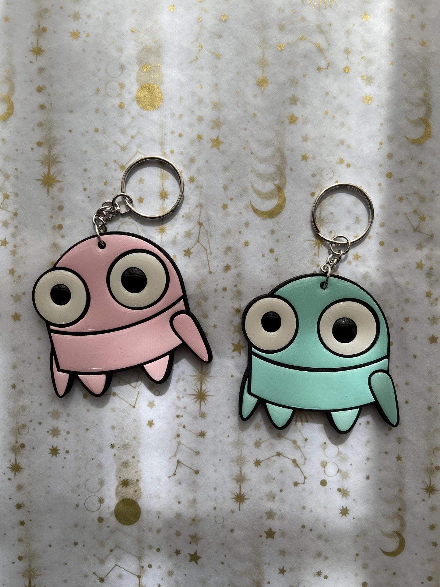 R.E.P.O. Robot Wood/Resin Keychains | Laser Cut Chaos with Resin Shine | Too Cute to Malfunction