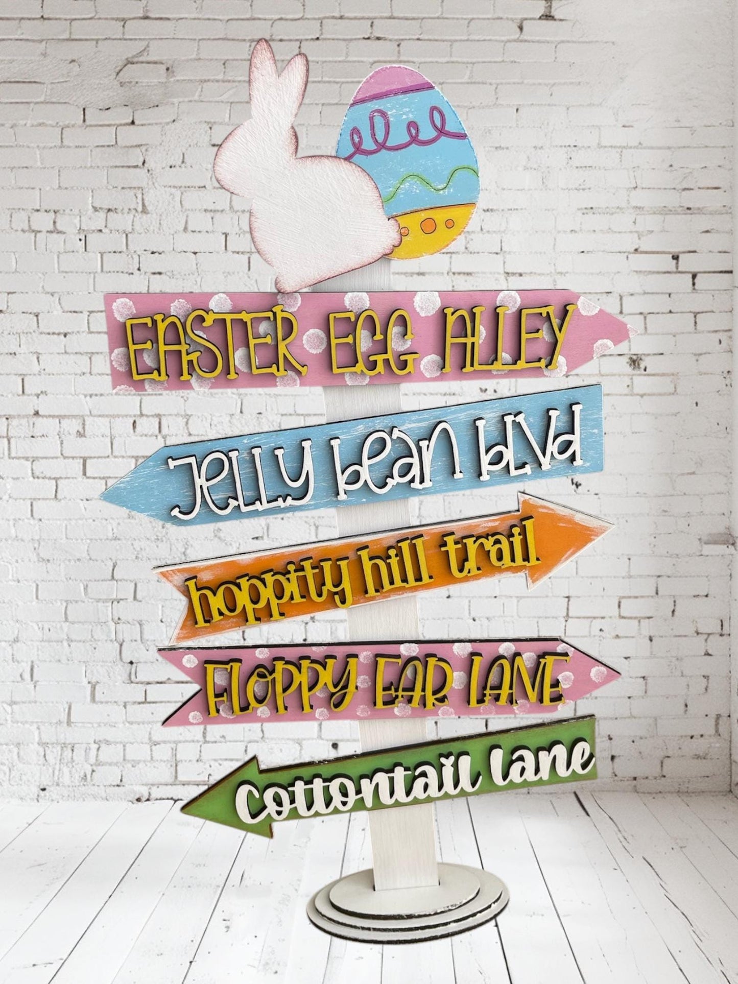 Easter Crossings Wooden Street Sign: Easter/Bunny Decor