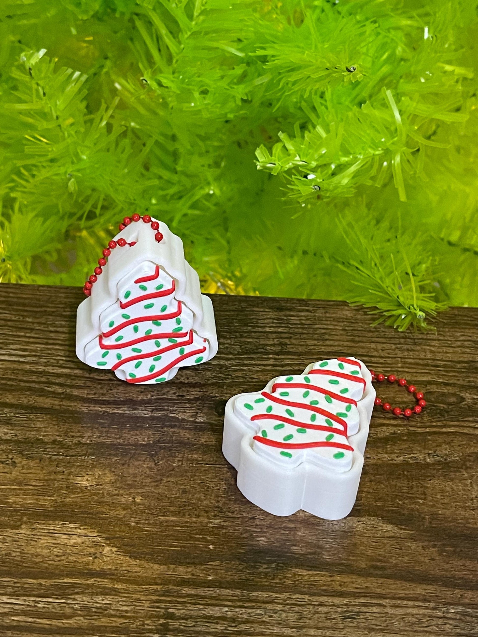 Christmas Tree Fidget Clicker Keychain • Holiday Sensory Toy • Stress Relief Gift • Bag Tag
