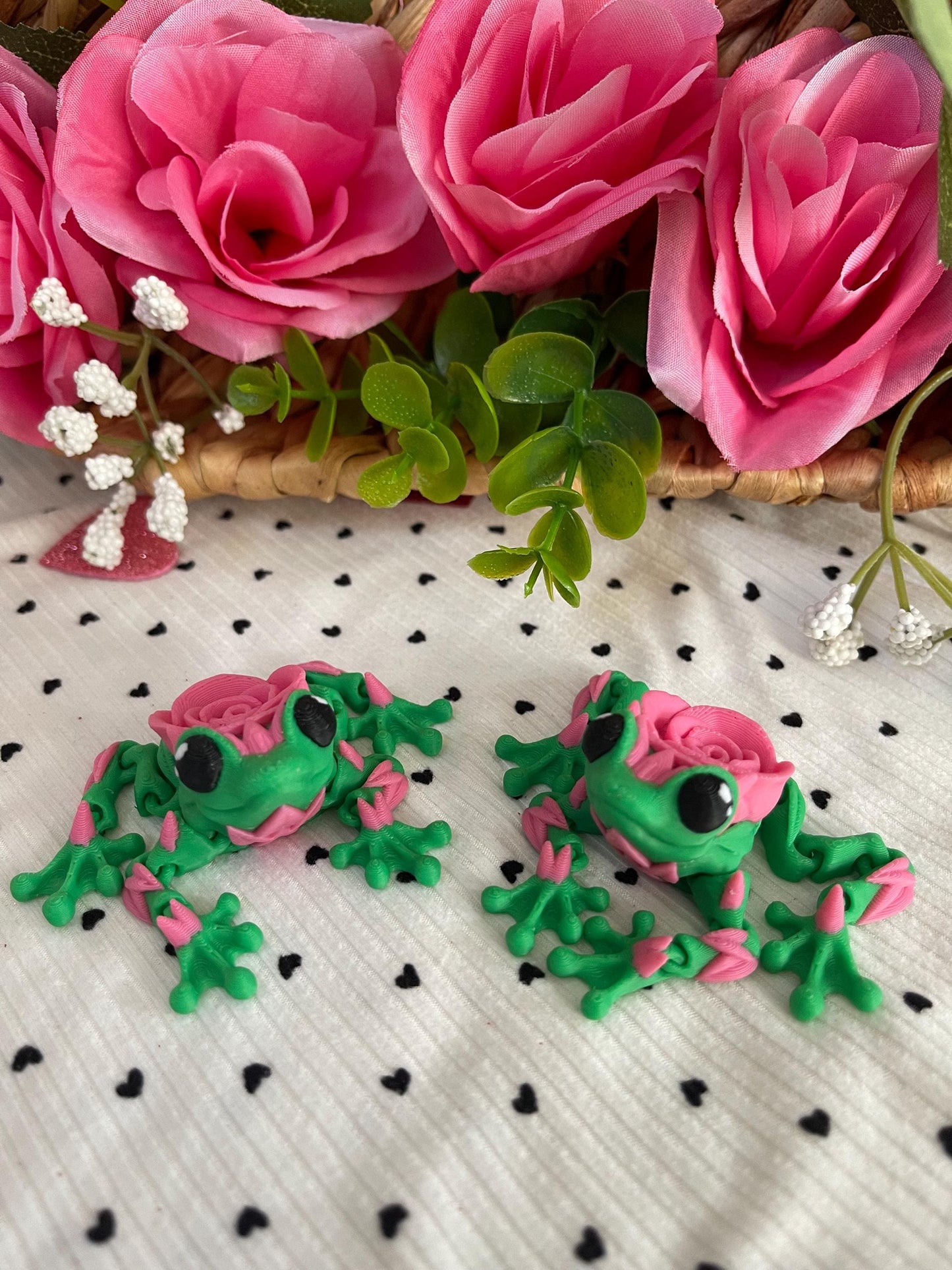 Articulated Flexi Frog Fidget Toy | Rose Frog Desk Buddy | Cute Wiggle Fidget | 3D Printed Poseable Frog | Stress Relief Sensory Toy | Gift