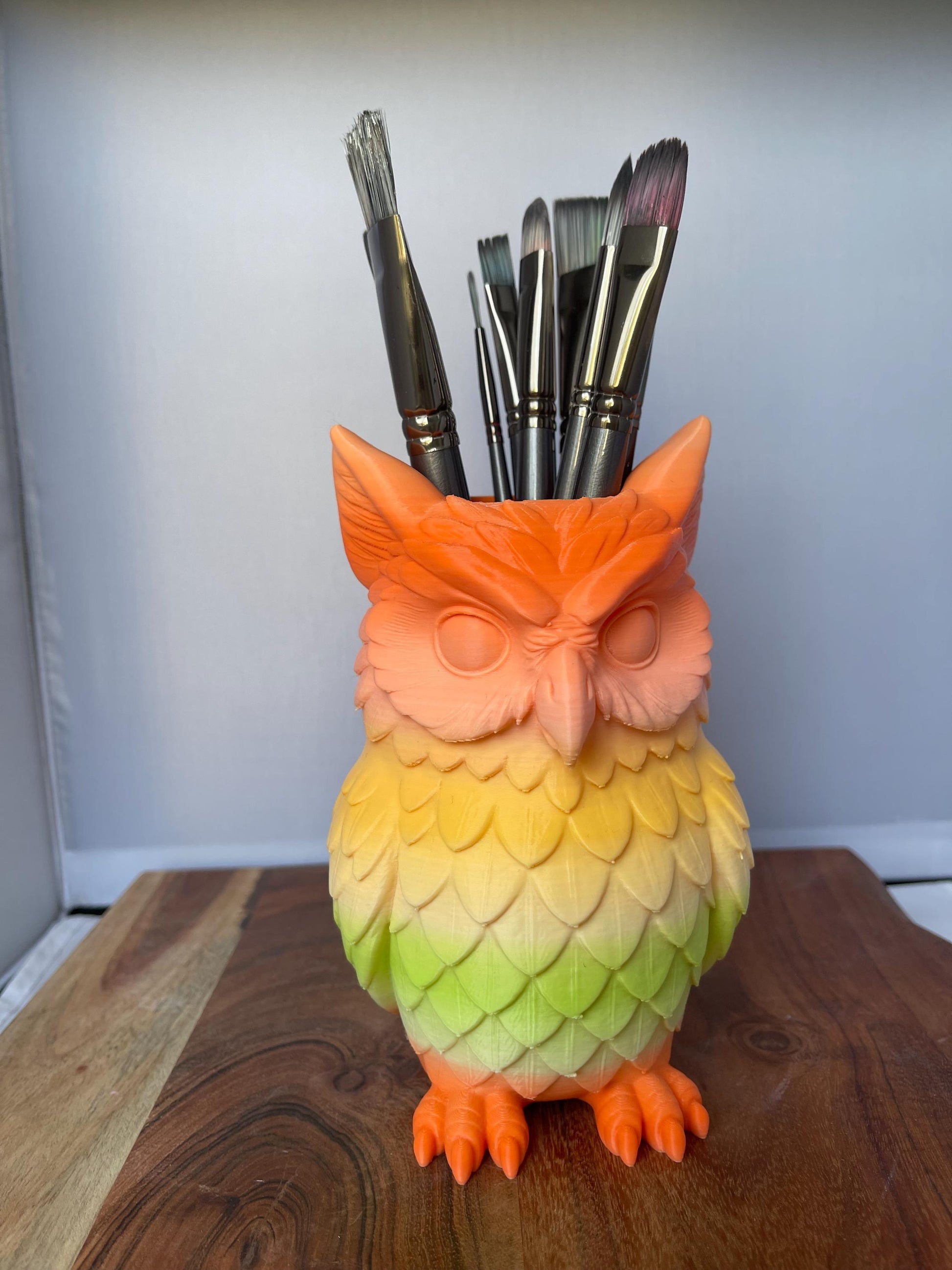 Owl Paint Brush Holder | Artist Desk Decor | Pen & Pencil Holder | Owl Makeup Brush Holder | Cosmetic Brush Organizer