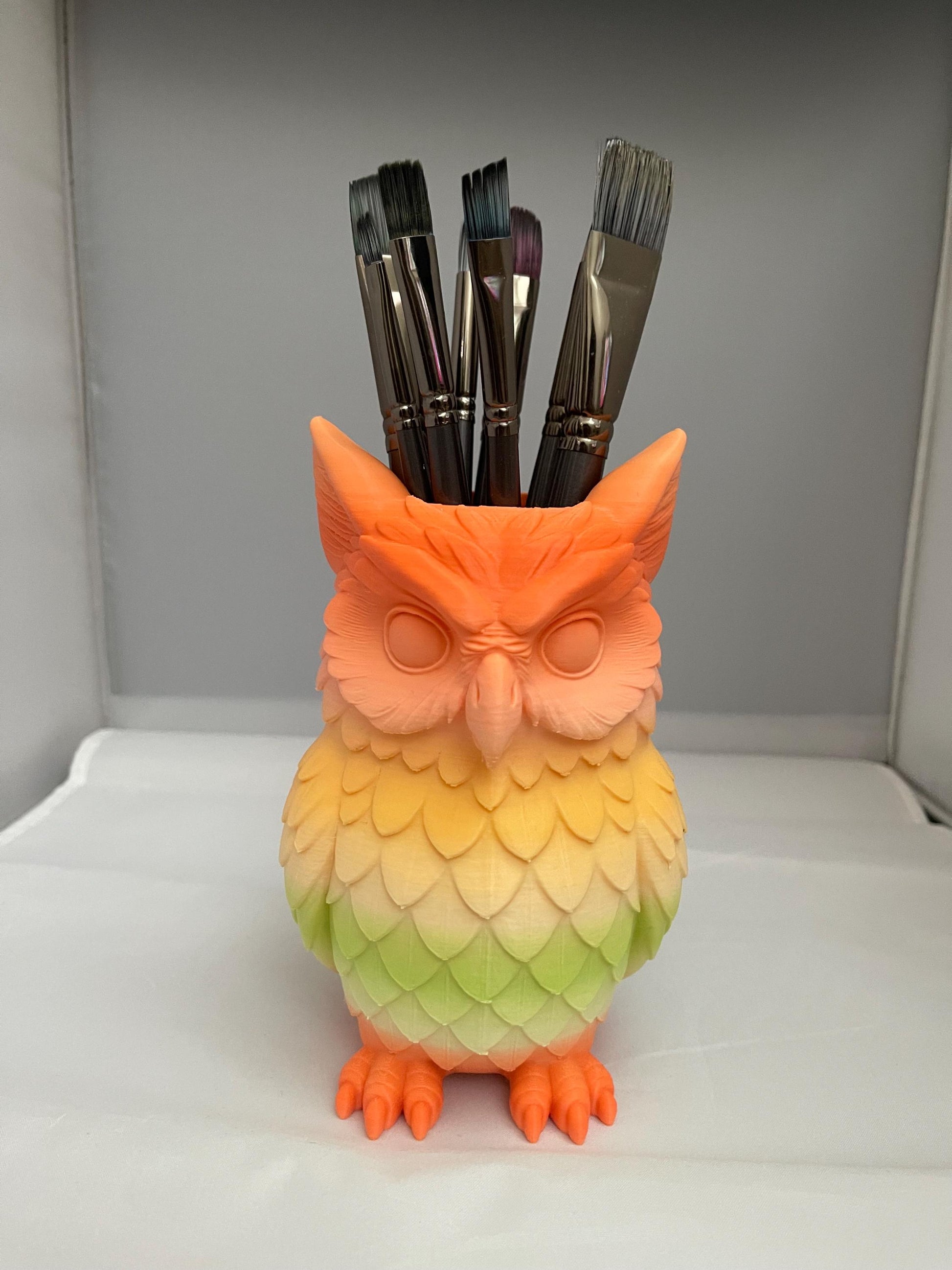 Owl Paint Brush Holder | Artist Desk Decor | Pen & Pencil Holder | Owl Makeup Brush Holder | Cosmetic Brush Organizer