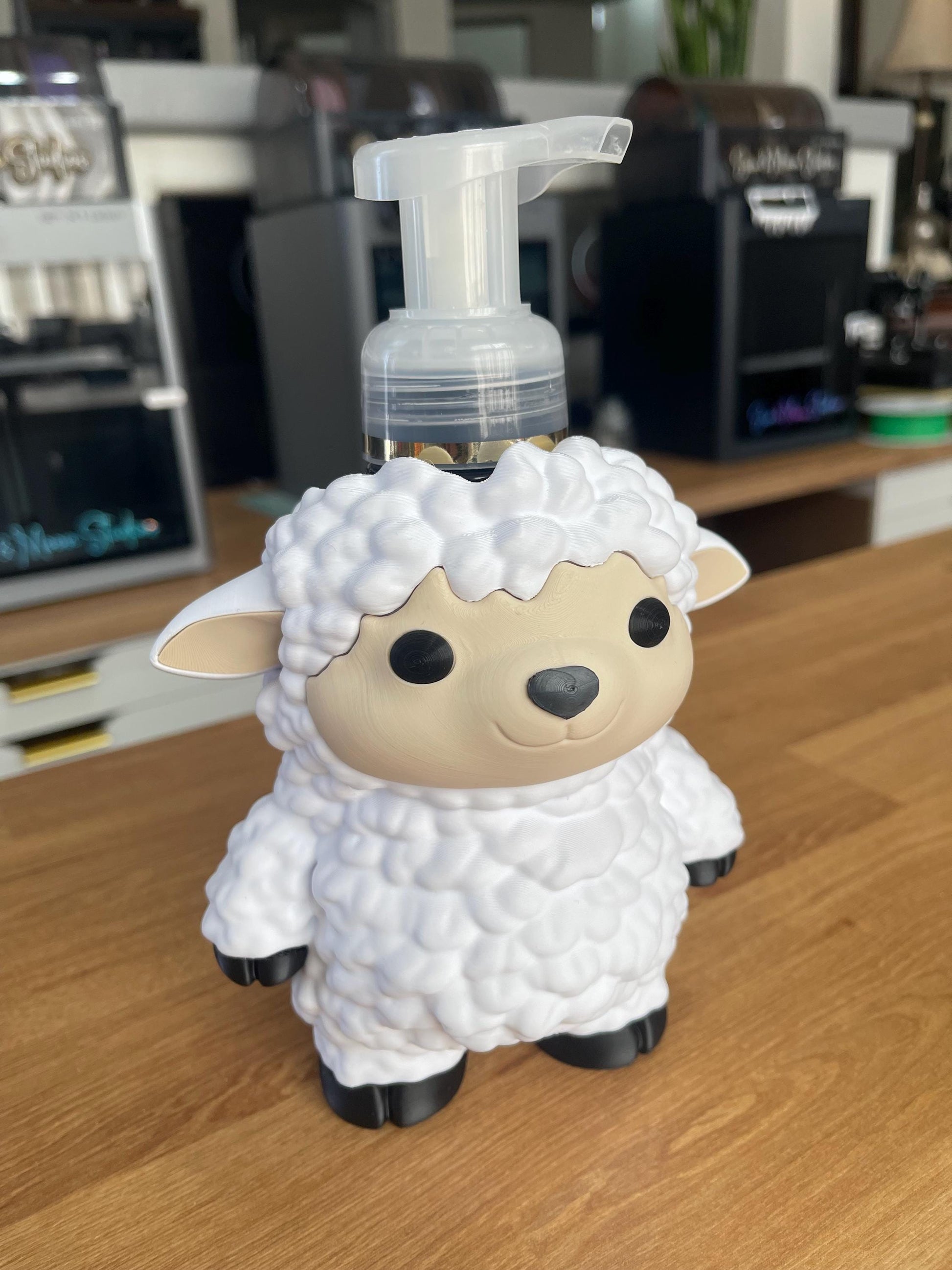 Sheep Soap Holder for Bath & Body Works | Cute Lamb Bathroom Decor | Farmhouse Animal Soap Holder | Kids Bathroom Sink Organizer