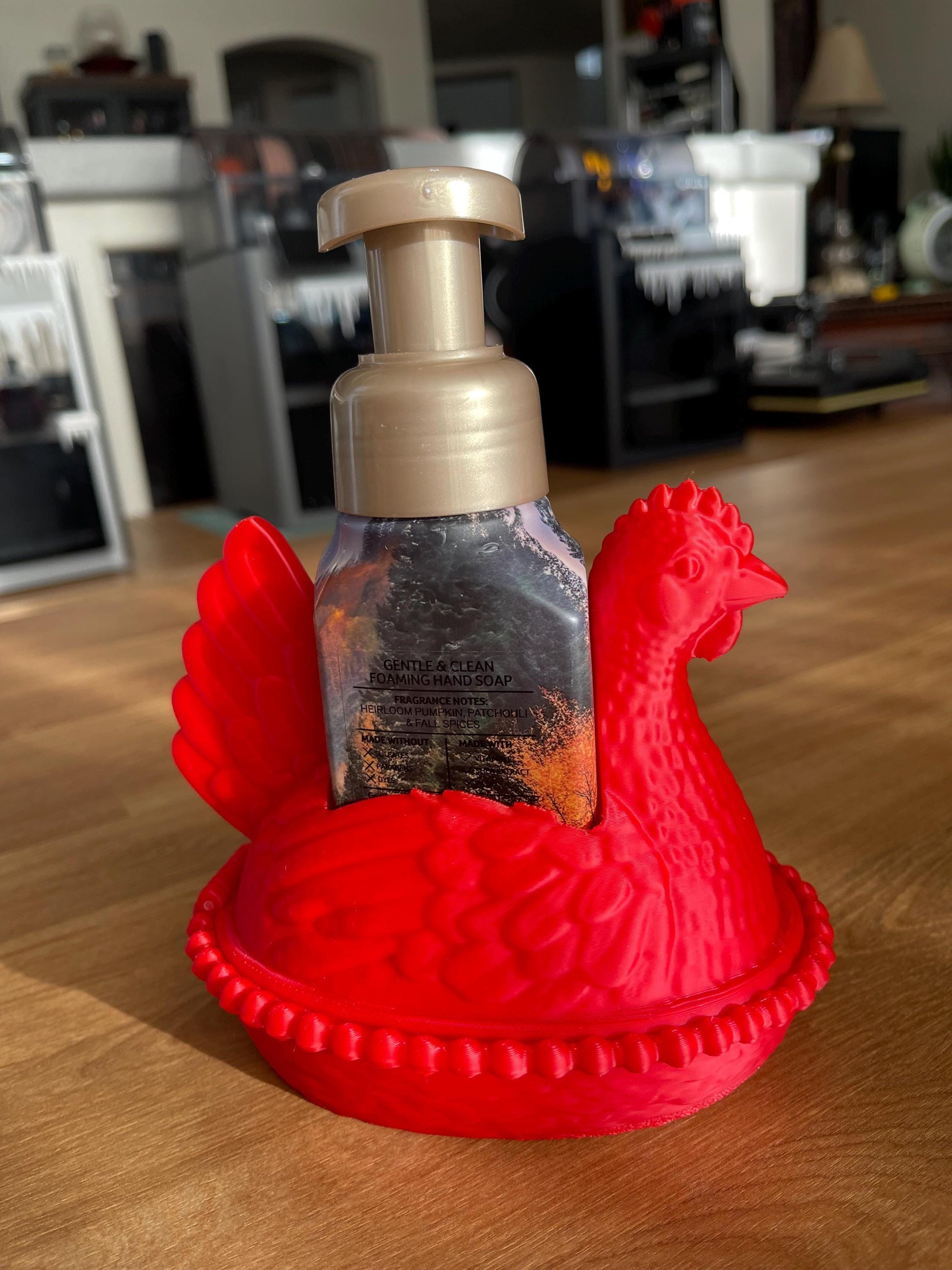 Hen Soap Holder for Bath & Body Works | Chicken in Nest Soap Holder with Hinged Lid | Farmhouse Kitchen Decor | Farm Animal Sink Holder