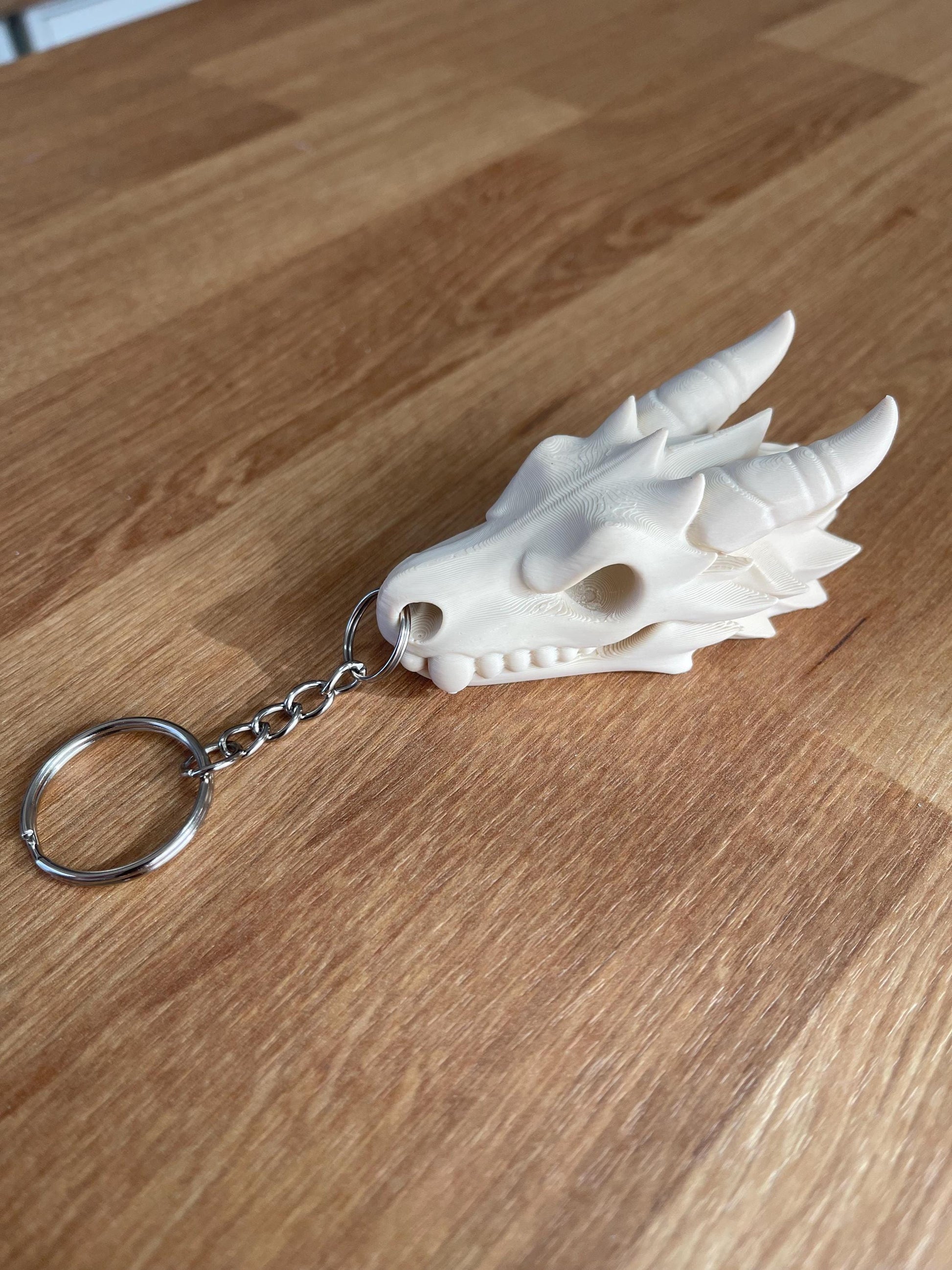 Dragon Skull Keychain, 3D Printed Dragon Head Keyring, Gothic Dragon Gift, Fantasy Keychain, DND Dragon Skull, Mythical Creature Key Holder