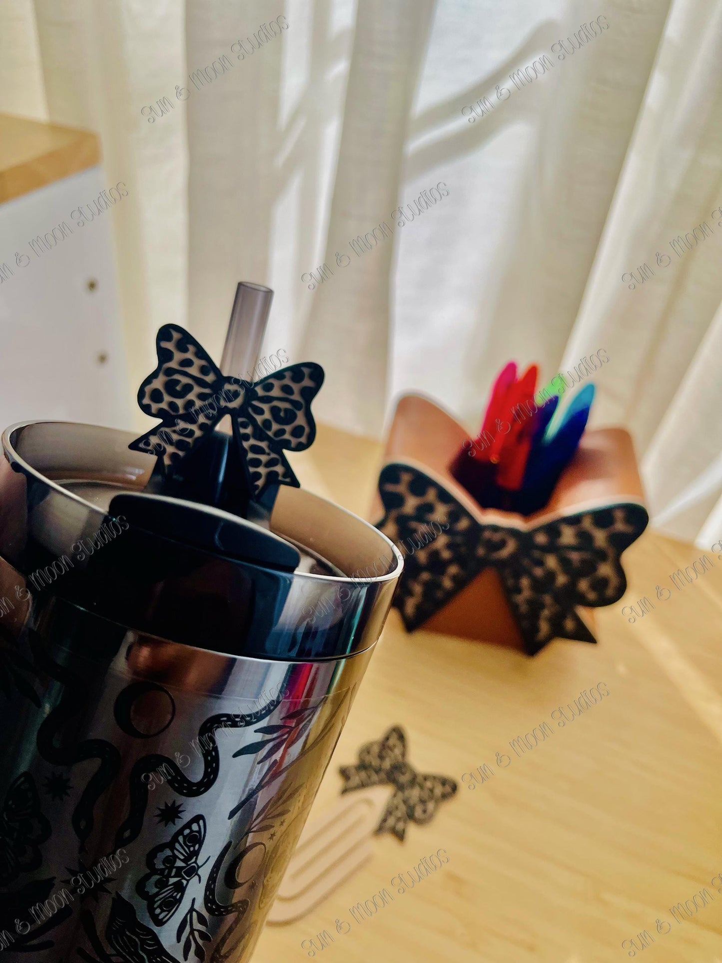 Leopard Bow Pen Holder – Cheetah Print Desk Organizer – Make up Brush Holder – Glam Pencil Cup – 3D Printed Desk Accessory