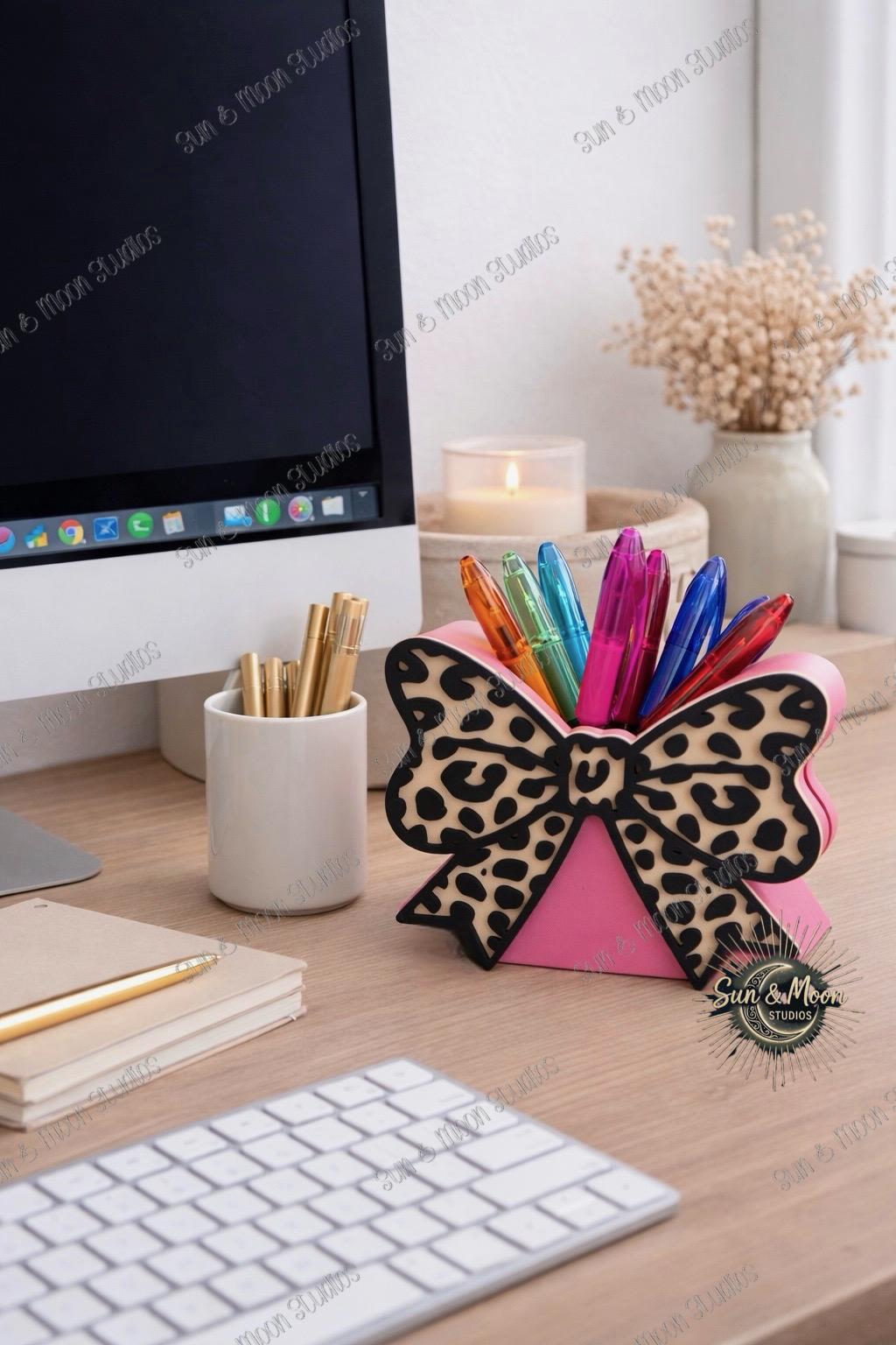 Leopard Bow Pen Holder – Cheetah Print Desk Organizer – Make up Brush Holder – Glam Pencil Cup – 3D Printed Desk Accessory