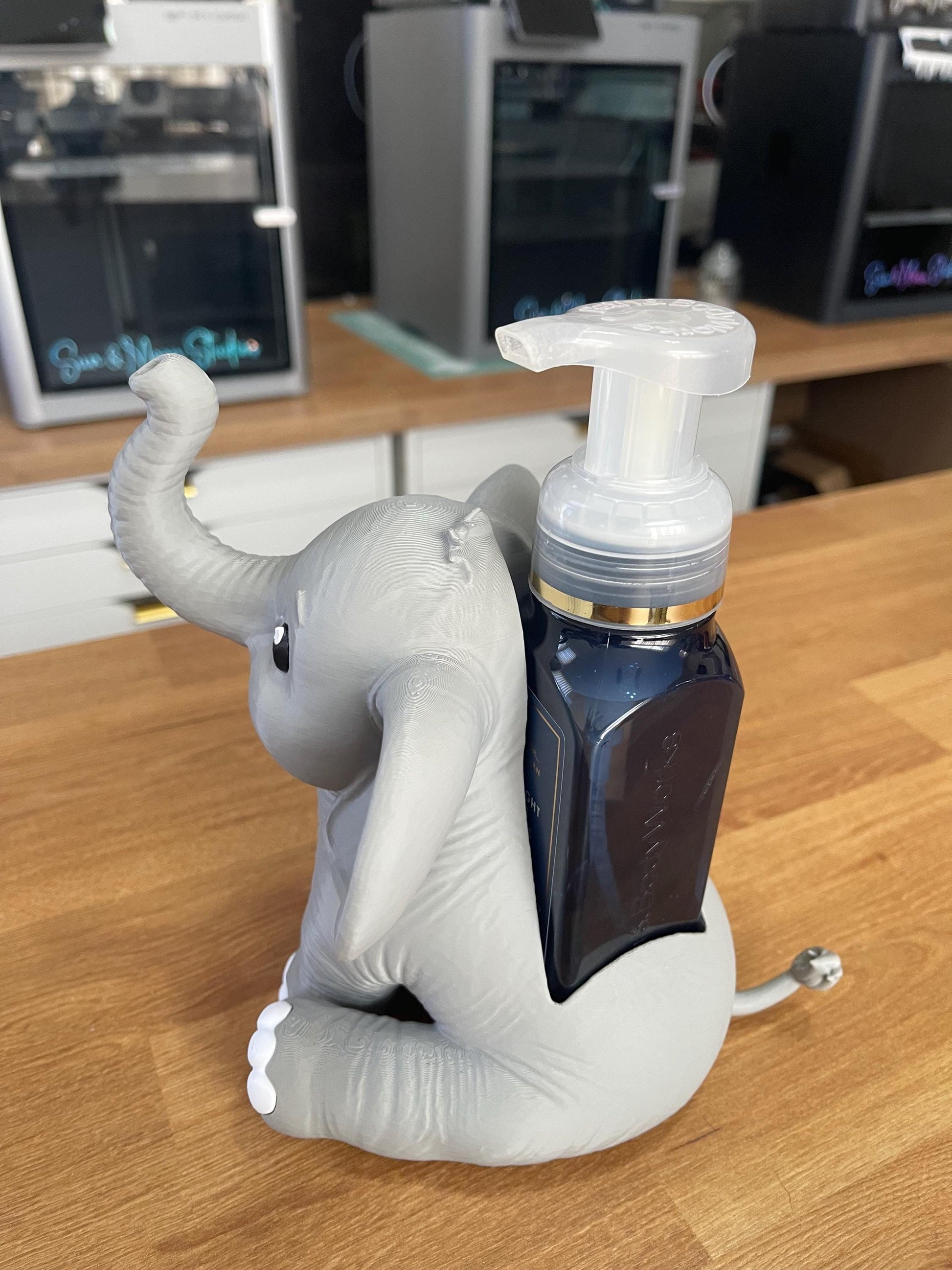 Elephant Soap Holder for Bath & Body Works | Cute Animal Bathroom Decor | Kids Bathroom Sink Organizer | Foaming Soap Dispenser Holder