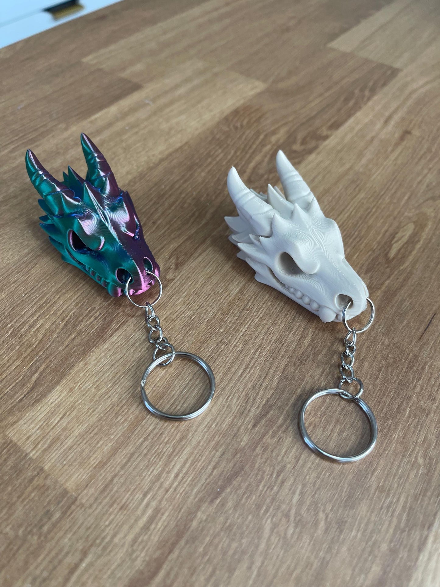 Dragon Skull Keychain, 3D Printed Dragon Head Keyring, Gothic Dragon Gift, Fantasy Keychain, DND Dragon Skull, Mythical Creature Key Holder