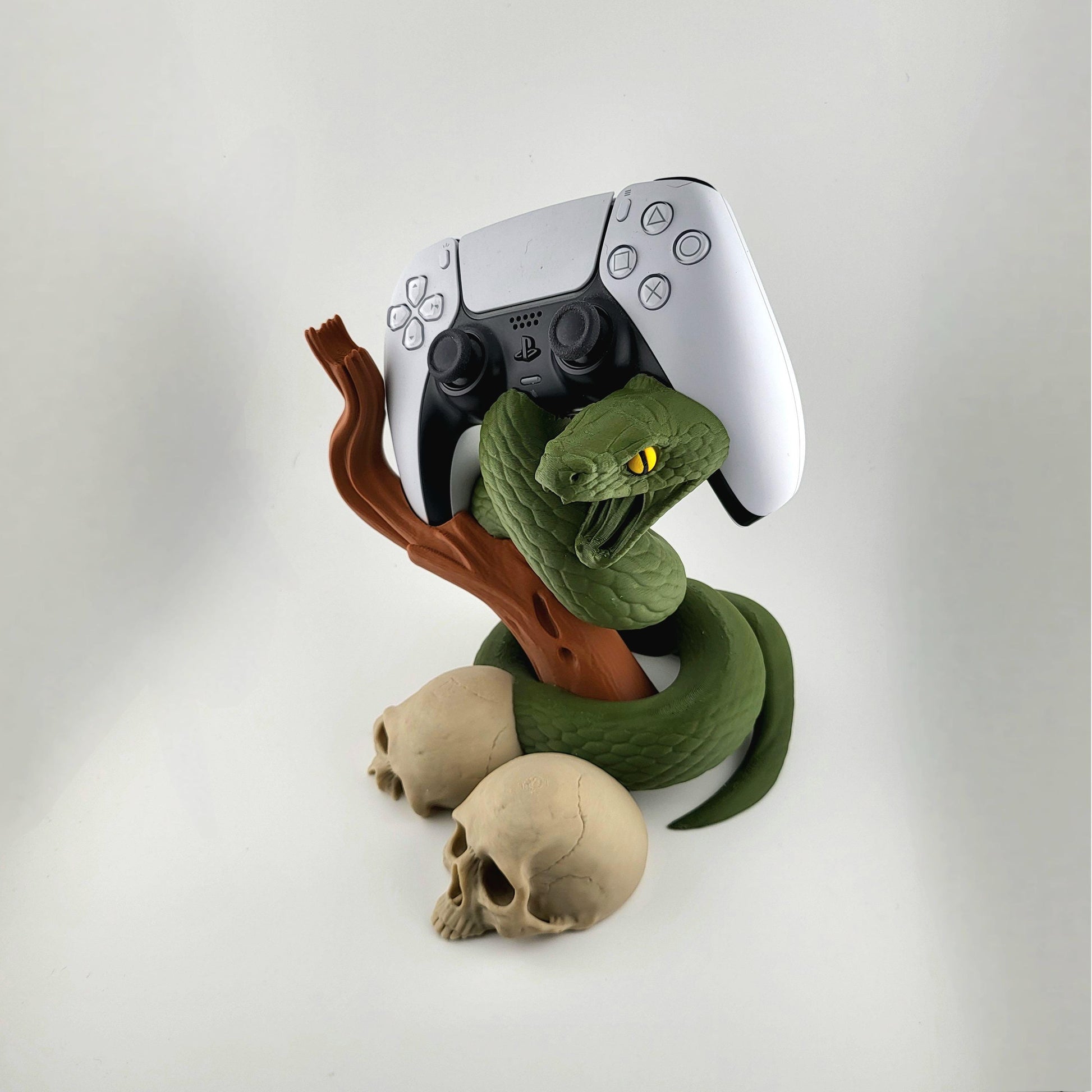 PS5 Controller Snake Skull Stand | PlayStation 5 Remote Holder | Gothic Gaming Display Stand | Gamer Desk Decor