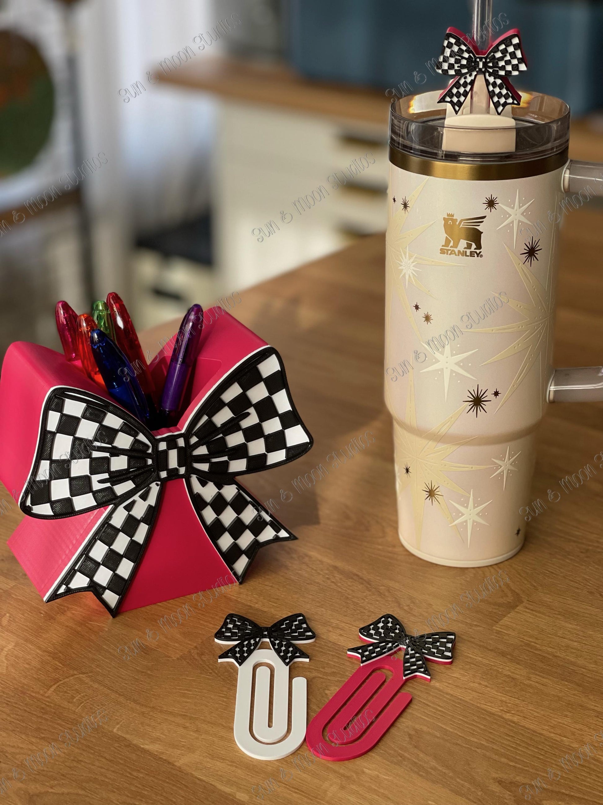 Checkered Bow Desk Set | Black White Checker Desk Decor, Pen Holder, Post It Note Holder, Jumbo Paper Clip, Cute Office Set