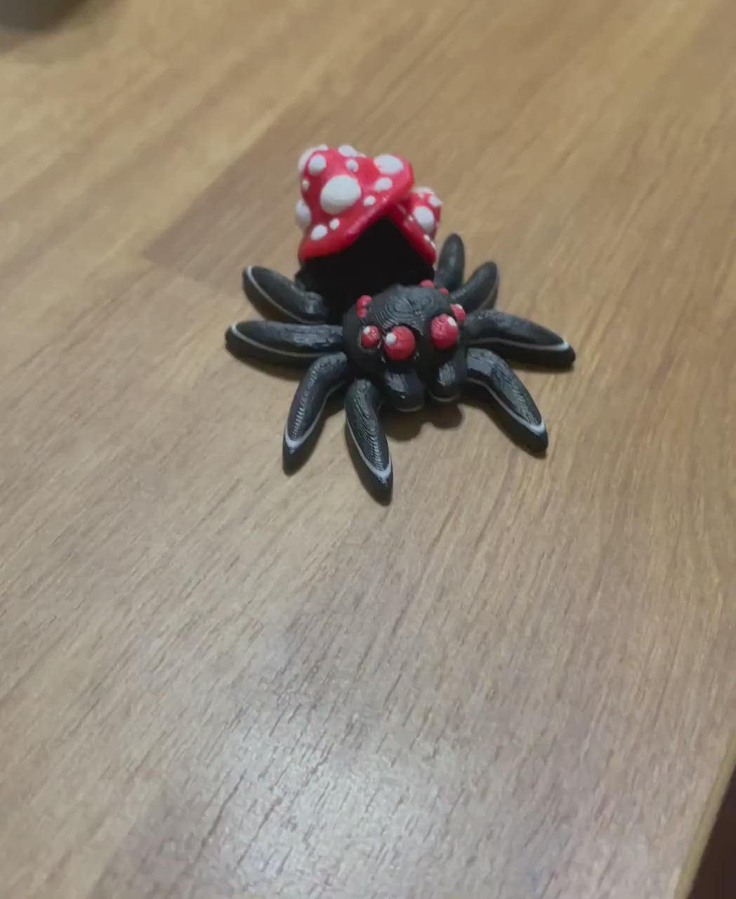 Mushroom Spider Fidget , Cute Articulated Spider, 3D Printed Desk Buddy, Fantasy Spider Toy, Sensory Fidget, Goth Cute Gift, Spring Decor