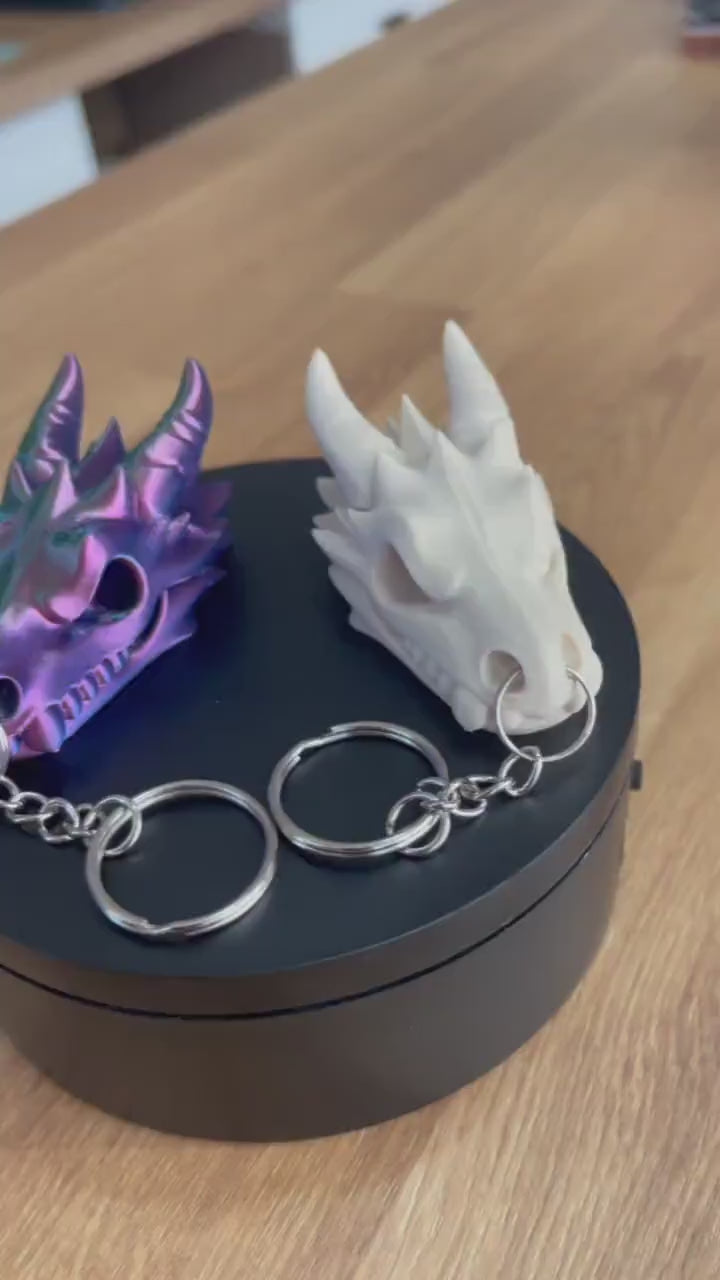 Dragon Skull Keychain, 3D Printed Dragon Head Keyring, Gothic Dragon Gift, Fantasy Keychain, DND Dragon Skull, Mythical Creature Key Holder
